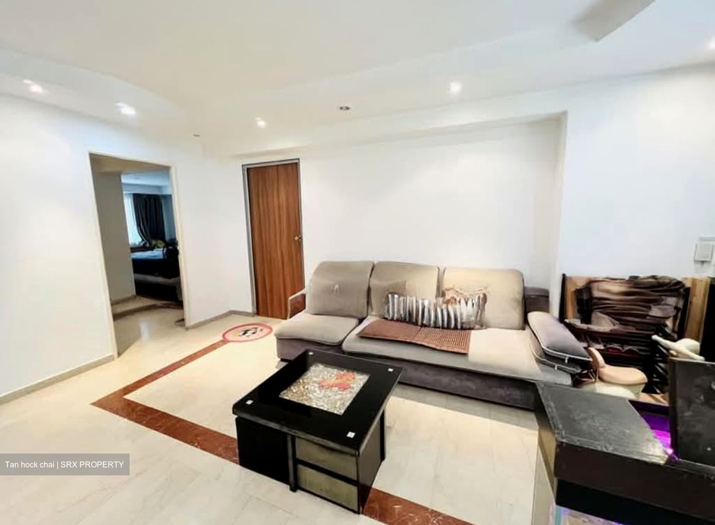 Blk 557 Hougang Street 51 (Hougang), HDB 4 Rooms #557778841